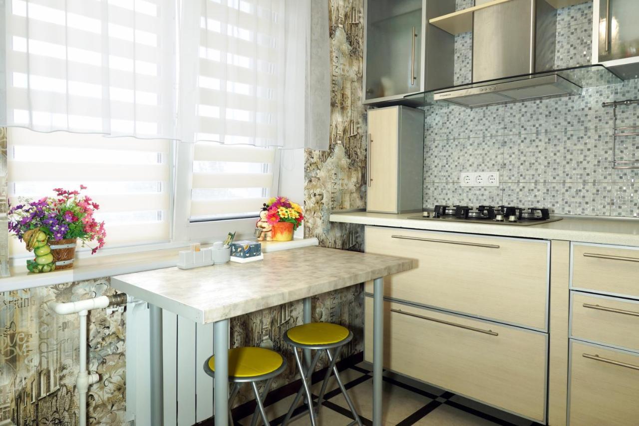 2 Rooms Semi-luxury Apt on 39-H Nezalezhnoi Ukrаiny Street next to the city council  Запорожье Экстерьер фото